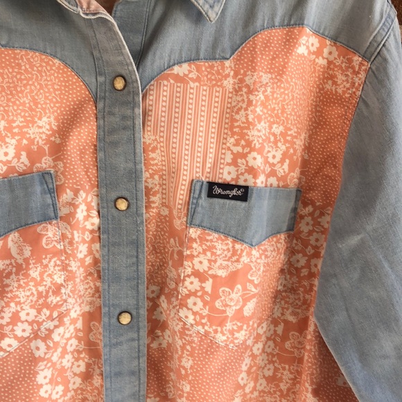Wrangler RETRO Chambray Denim Button down Western Peach Shirt L - Picture 4 of 9